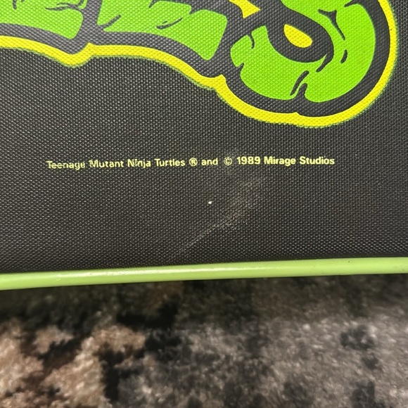 Vintage 1989 Teenage Mutant Ninja Turtles suitcase - Picture 2 of 4